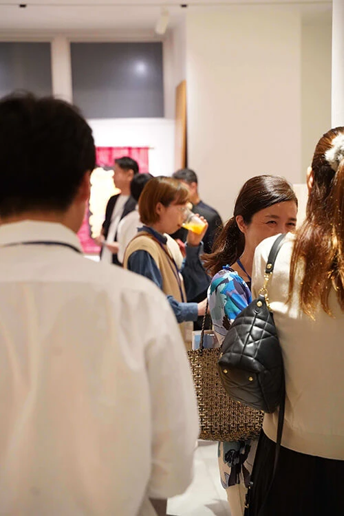 KOTOMEETの交流会の様子